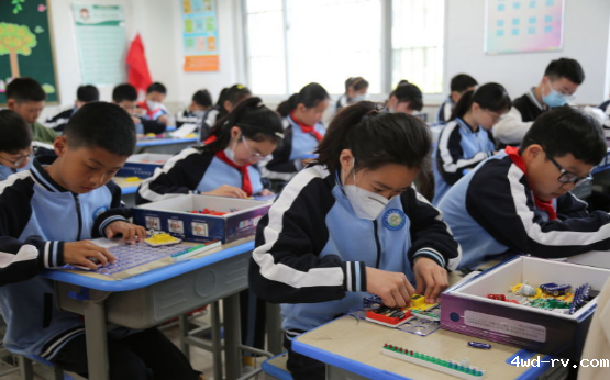 徐州市青少年科技模型大赛圆满收官(1)451.png 徐州市青少年科技模型大赛圆满收官(1)451.png