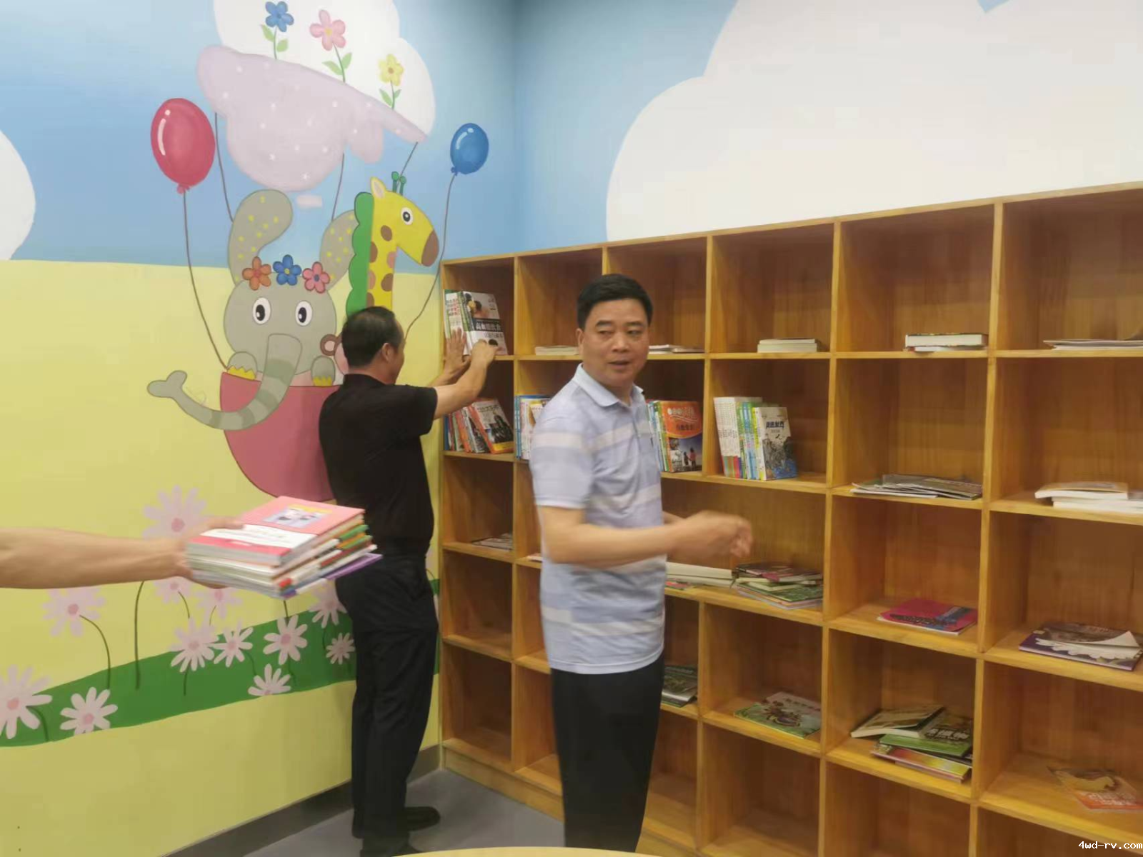 图片4.png 图片4.png