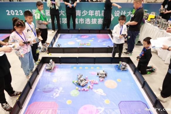 徐州市举办世界机器人大赛城市选拔赛268.png 徐州市举办世界机器人大赛城市选拔赛268.png