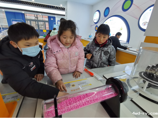 睢宁县科协开展“学雷锋暨‘文明实践我行动’”科普志愿服务活动228.png 睢宁县科协开展“学雷锋暨‘文明实践我行动’”科普志愿服务活动228.png