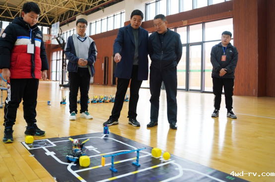 第三十届江苏省青少年科技模型大赛——makex国际公开赛决赛在徐州举办372.png 第三十届江苏省青少年科技模型大赛——makex国际公开赛决赛在徐州举办372.png