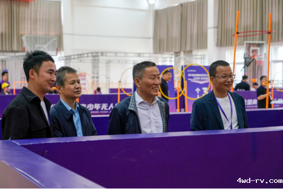 第八届全国青少年无人机大赛江苏赛区徐州选拔赛举行150.png 第八届全国青少年无人机大赛江苏赛区徐州选拔赛举行150.png