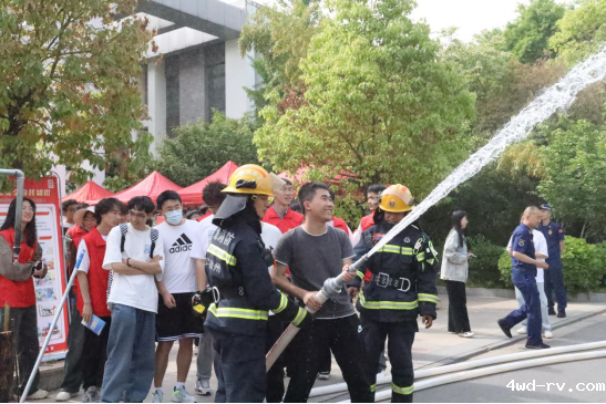 云龙区科协开展科技类校外培训机构防灾避险大学生志愿服务活动410.png 云龙区科协开展科技类校外培训机构防灾避险大学生志愿服务活动410.png