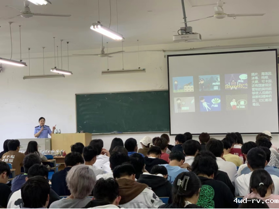 云龙区科协走进校园开展科普禁毒知识宣讲活动137.png 云龙区科协走进校园开展科普禁毒知识宣讲活动137.png