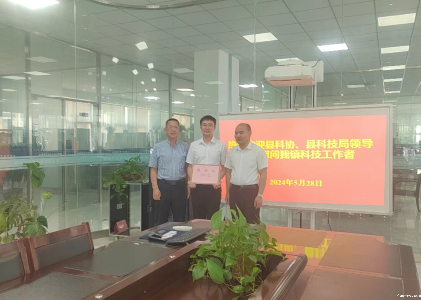 图片2.png 图片2.png