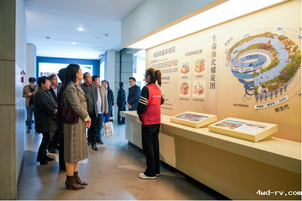 淮海经济区科协党建联盟工作交流会召开359.png 淮海经济区科协党建联盟工作交流会召开359.png