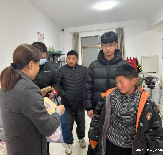 邳州市科协党员妈妈新春走基层316.png 邳州市科协党员妈妈新春走基层316.png