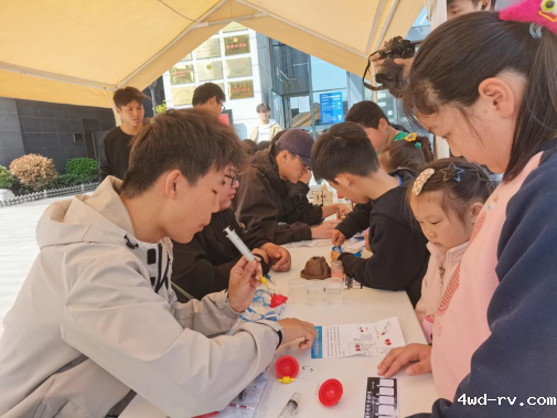 科技筑梦 点亮童心——云龙区图书馆科普活动新闻稿345.png