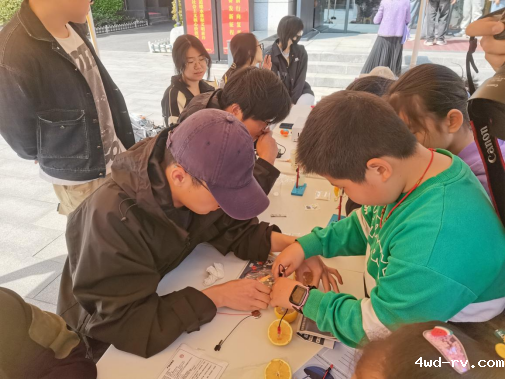 科技筑梦 点亮童心——云龙区图书馆科普活动新闻稿391.png