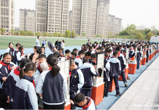 科普校园行 共筑科技梦-2024年省、市级科普资源进校园启动仪式启动922.png