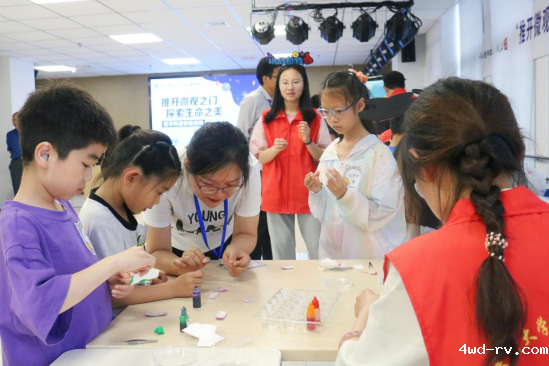 5月26日云龙区图书馆科技周“推开微观之门”科普活动新闻稿655.png