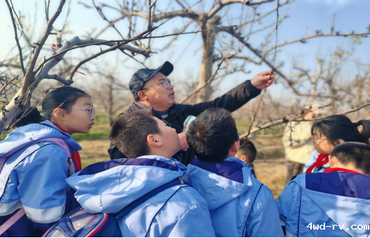 徐州市农学会开展青少年科普-足迹绘智慧 研学农业奥秘-定稿485.png